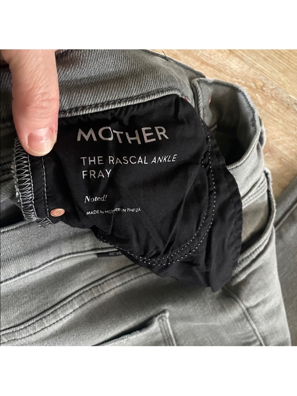 MOTHER The Rascal Ankle Fray - Picture 9 of 10